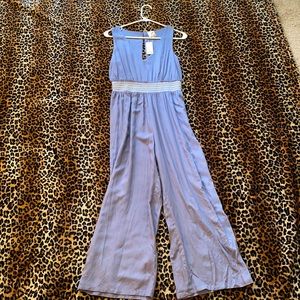 Women’s Jumper *NEW* w/ Tags